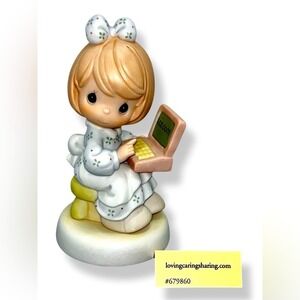 Precious Moments Figurine "LovingSharingCaring.Com" #679860 Enesco 1999 With Box